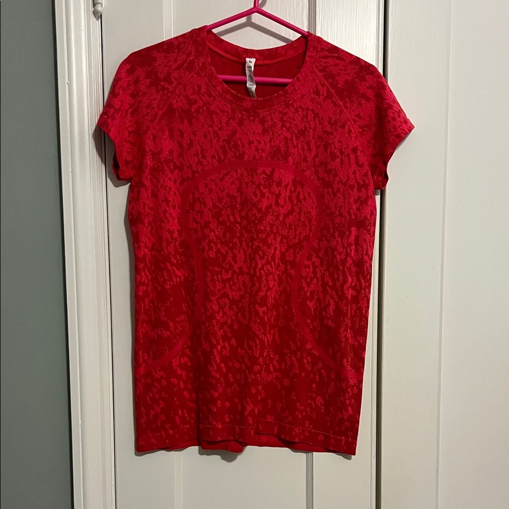 Rare lululemon Swiftly Tech Short Sleeve Shirt 2.0 Covered Camo Red Rock/Flare